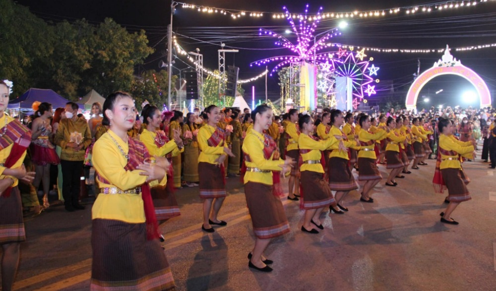 กิจกรรมสืบสานประเพณีลอยกระทง