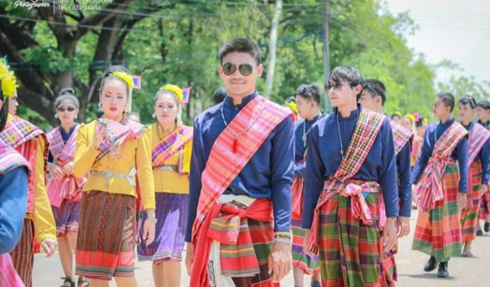 งานประเพณีบุญบั้งไฟตำบลนาสีนวล