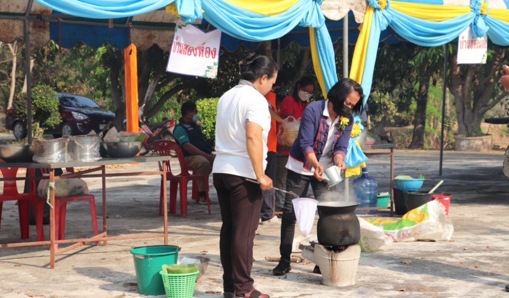 โครงการประเพณีประจำตำบลกำพี้  “เฮ็ดข้าวปุ้น บุญมหาชาติ แห่ผะเหวดเข้าเมือง”