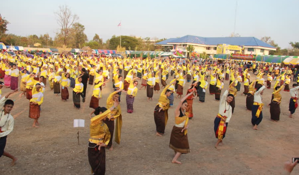 โครงการจัดงานประเพณีบุญข้าวคูณลาน น้อมนมัสการหลวงปู่หิน หลวงพ่อเพชร เทศกาลเห็ดและกระหล่ำปี เยี่ยมชมของดีวิถีชื่นชม