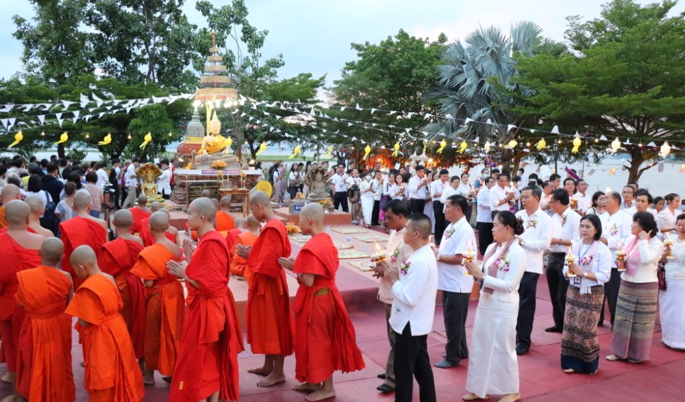 งาน "เวียนเทียนทางน้ำ กลางกว๊านพะเยา ครั้งที่ 49 เนื่องในวันอาสาฬหบูชา" ประจำปี 2566