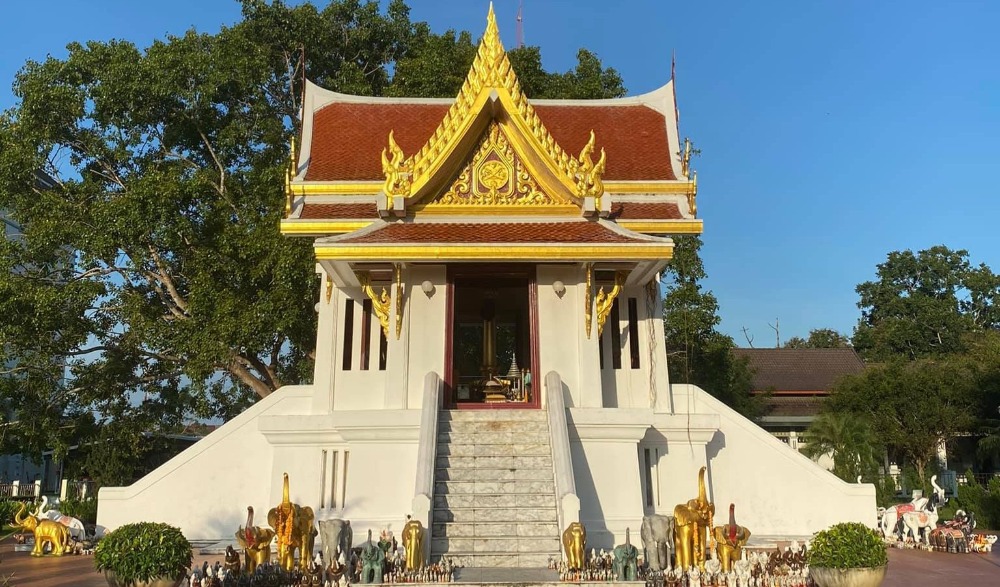 พิธีบวงสรวงศาลหลักเมืองกระบี่