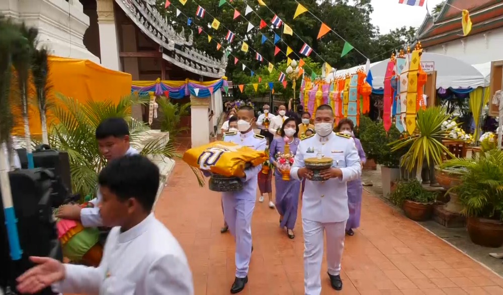 เล่าขานตำนาน "พระบรมธาตุเจดีย์ สืบสานประเพณีห่มผ้าพระธาตุ ประจำปี ๒๕๖๖ จังหวัดชัยนาท