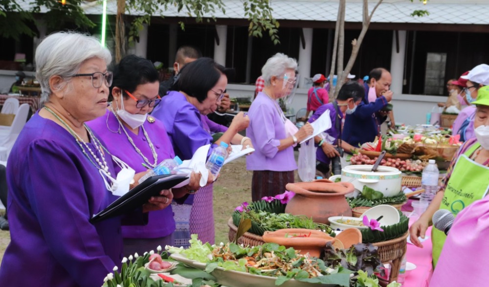 งานสืบสาน รักษา และพัฒนาต่อยอดมรดกภูมิปัญญา อาภรณ์ และอาหารพื้นถิ่น จังหวัดอุตรดิตถ์ เฉลิมพระเกียรติสมเด็จพระนางเจ้าสิริกิติ์พระบรมราชินีนาถ พระบรมราชชนนีพันปีหลวง
