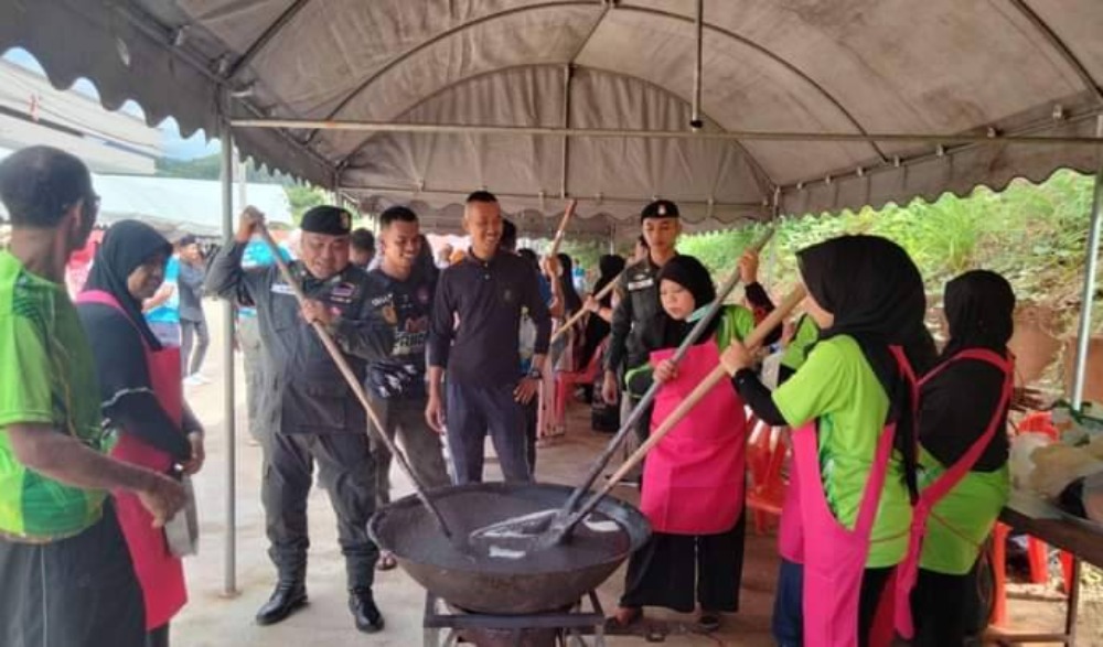 อาซูรอสัมพันธ์ ๒ แผ่นดิน ประจำปี ๒๕๖๖