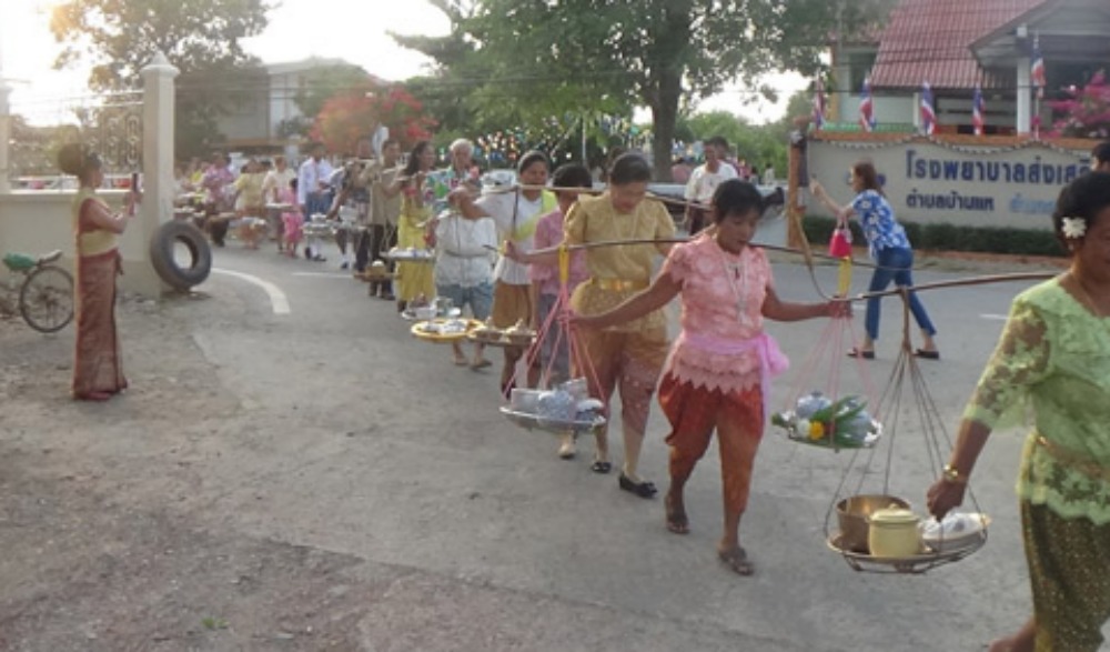ประเพณีทำบุญสำรับวัดโพธิ์วงษ์