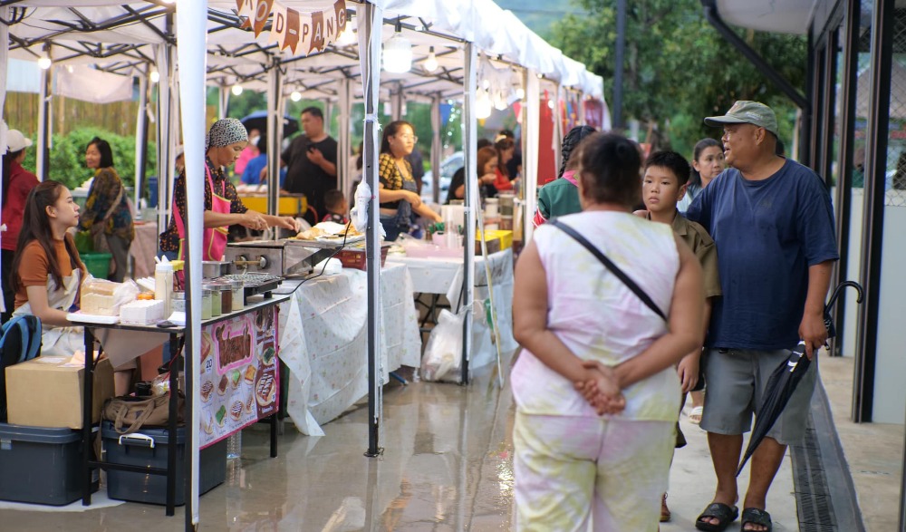 กาดเฌอนรา ตลาดเช้าและไนท์มาเก็ต อ.แม่สาย