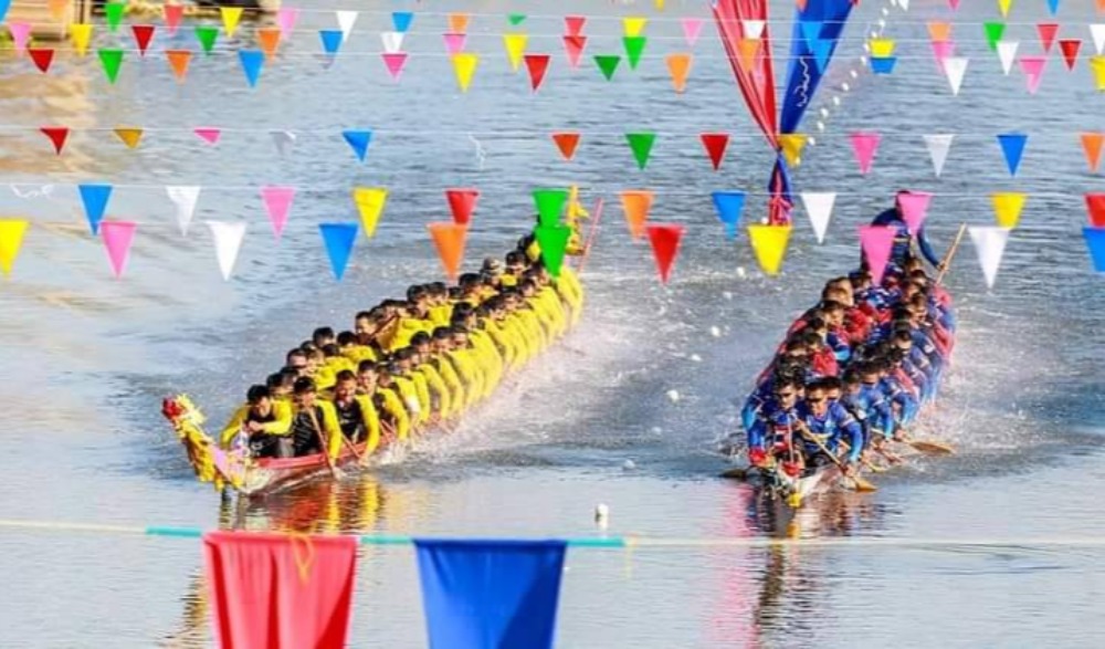 แข่งเรือยาว๑๐๐ ปีเมืองสุพรรณ