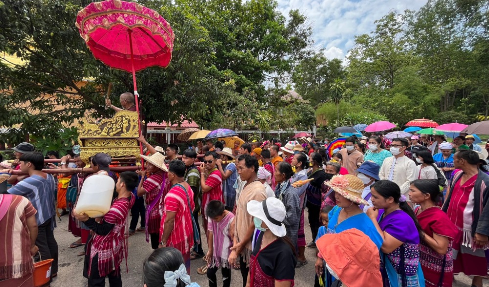 พิธีเปลี่ยนผ้าครองสรีระสังขาร ครูบาเจ้าชัยยะวงศาพัฒนา