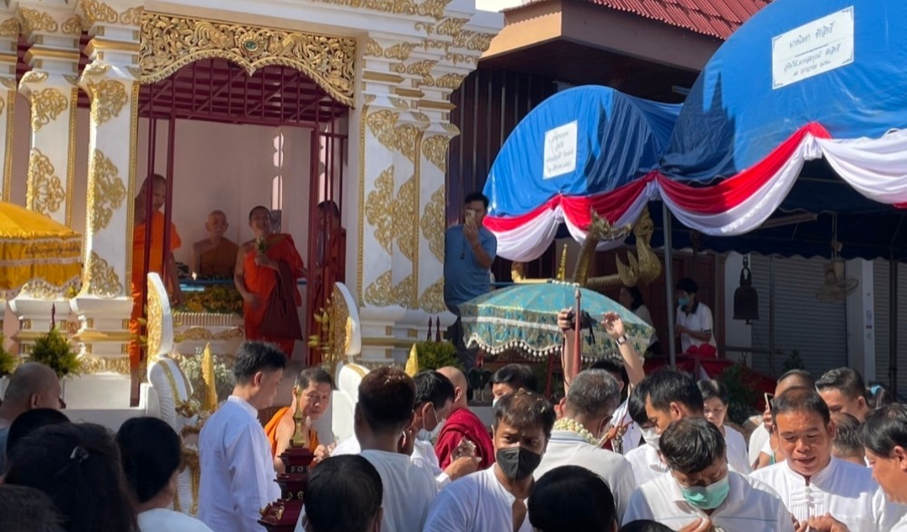 งานประเพณีสรงน้ำอัฐิธาตุครูบาศรี อริยวํโส พระครูสีหสุวรรณวงศ์ (สิงห์ทอง อินฺทวํโส)