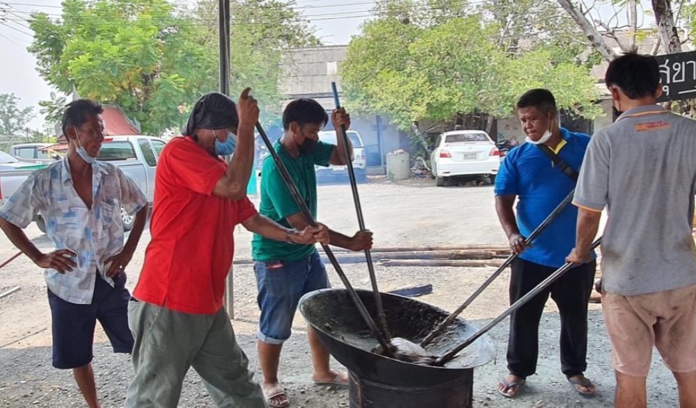 งานประเพณีกวนกาละแมรามัญชุมชนวัดชีผ้าขาว