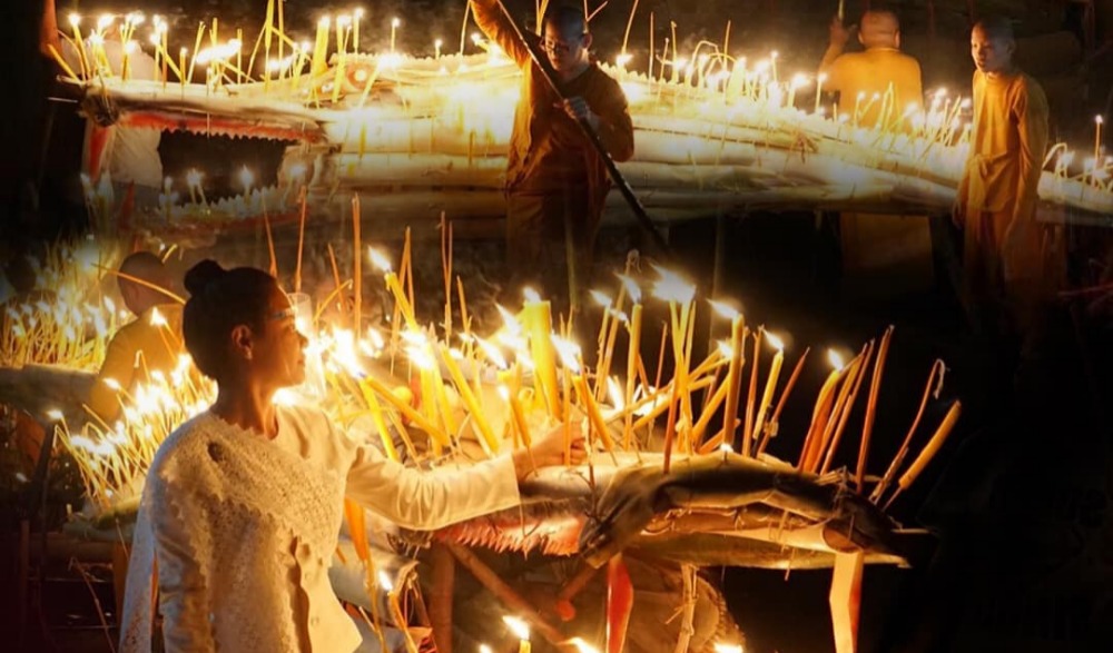 งานประเพณีไหลเรือไฟ