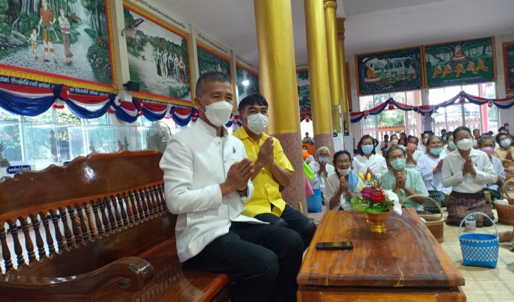 กิจกรรมเข้าวัดปฏิบัติธรรมวันธรรมสวนะ "ครอบครัว ศรัทธาอิ่มบุญ อุดหนุนชุมชน"