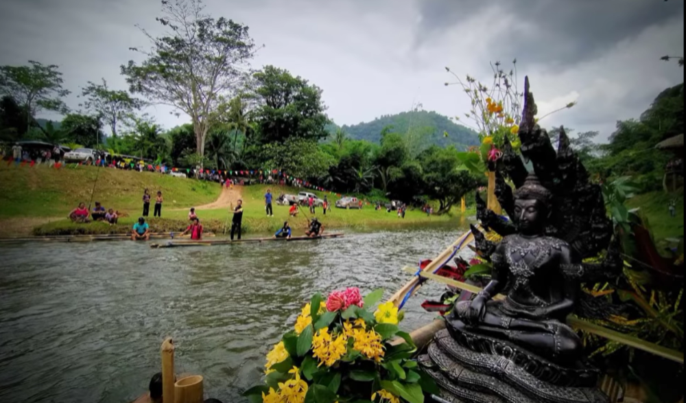 งานประเพณีวันออกพรรษาบุญล่องแพแห่พระ ครั้งที่ 9 บ้านป่าหมาก