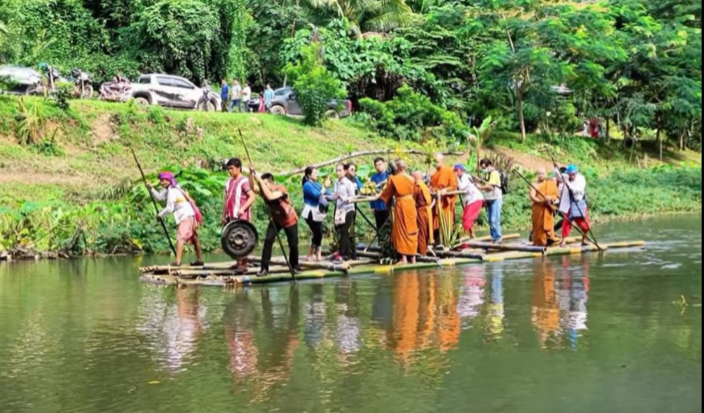 งานประเพณีวันออกพรรษาบุญล่องแพแห่พระ ครั้งที่ 9 บ้านป่าหมาก