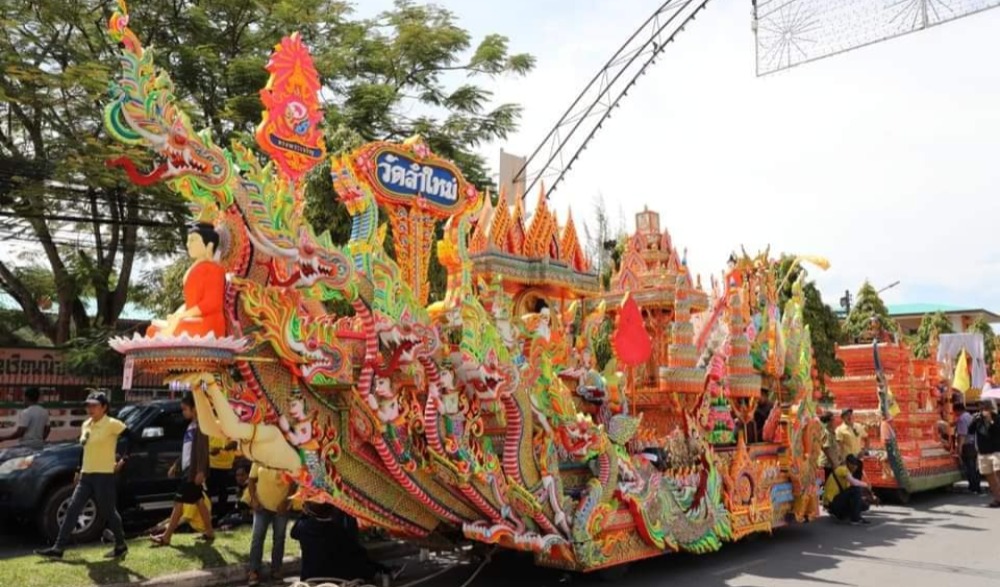 ประเพณีชักพระ