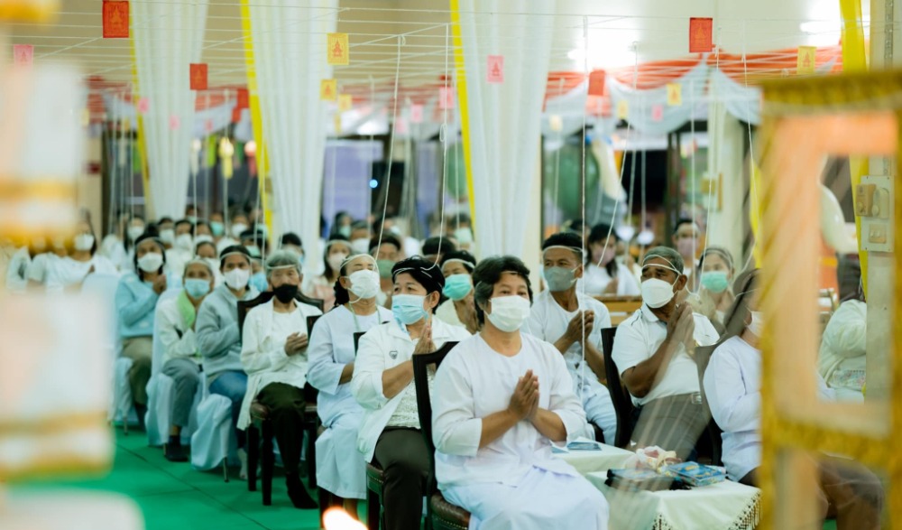 สวดมนต์ข้ามปี ร่วมบุญส่งท้ายปีเก่า ต้อนรับปีใหม่ ๒๕๖๗ เพิ่มบุญ เพิ่มบารมีต้นปี มีแต่ดี มีแต่รวย