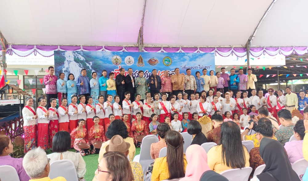 ชุมชนยลวิถีวัดบ้านหงาว
