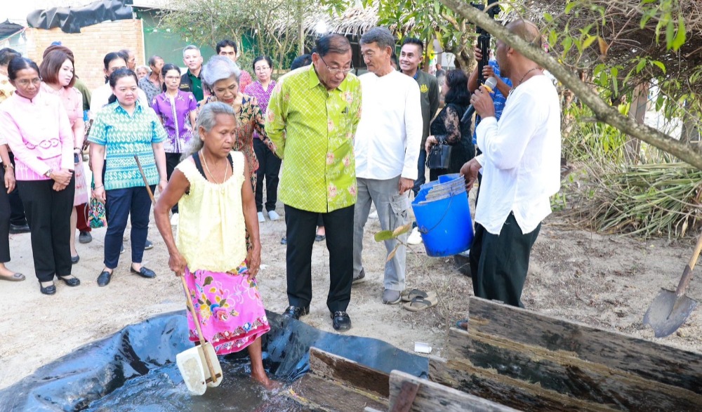 พิธีเปิดกิจกรรมตรวจเยี่ยมเขตพื้นที่คุ้มครองวิถีชีวิตกลุ่มชาติพันธุ์ชาวเล มอแกน บ้านทับตะวัน - บนไร่