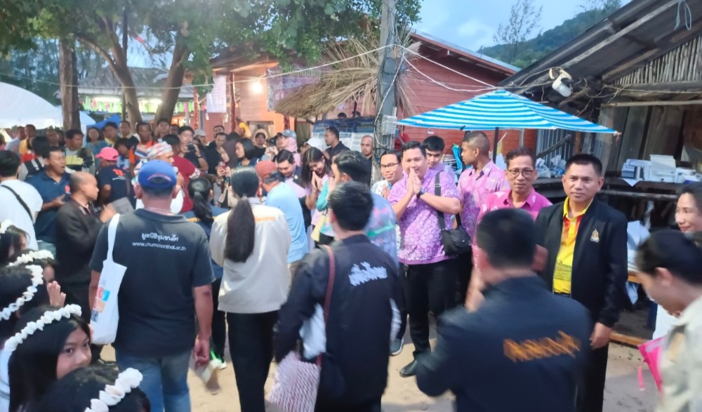 พิธีเปิดงานรวมญาติชาติพันธุ์ชาวเลครั้งที่ ๑๔ และการสถาปนาเขตพื้นที่คุ้มครองวิถีชีวิตกลุ่มชาติพันธุ์ชุมชนชาวเลโต๊ะบาหลิว
