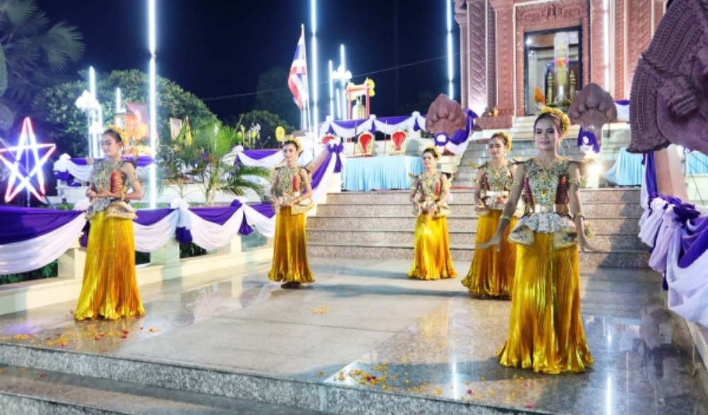 สวดมนต์ข้ามปี เสริมสิริมงคลทั่วไทย ส่งท้ายปีเก่า ต้อนรับปีใหม่ ๒๕๖๘