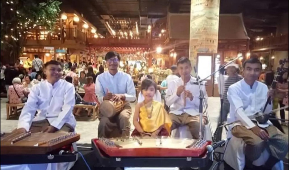 สุนทรีสงกรานต์บางสะพานเมืองแห่งความสุข