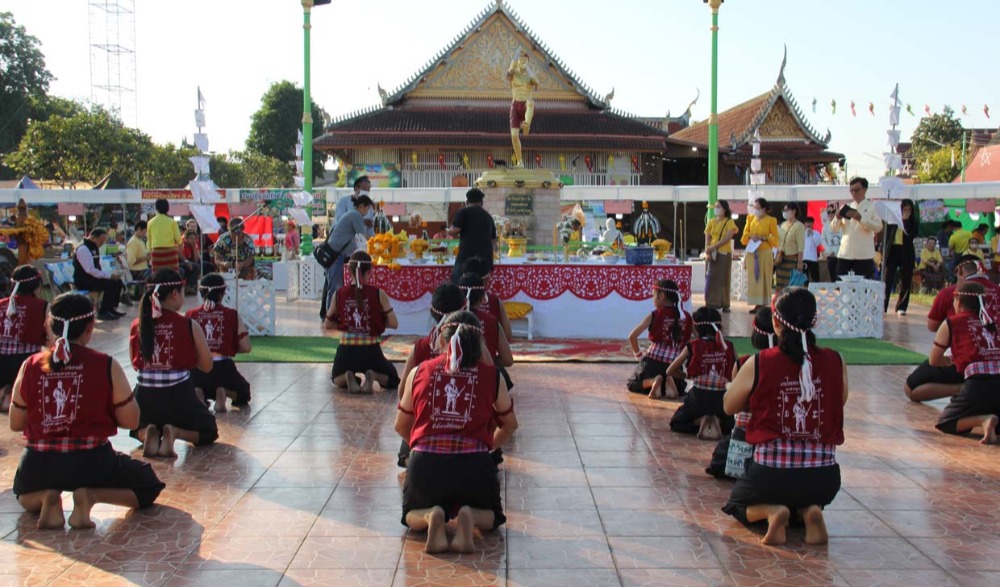 งานมวยไทยพระยาพิชัยดาบหักและมวยท่าเสา