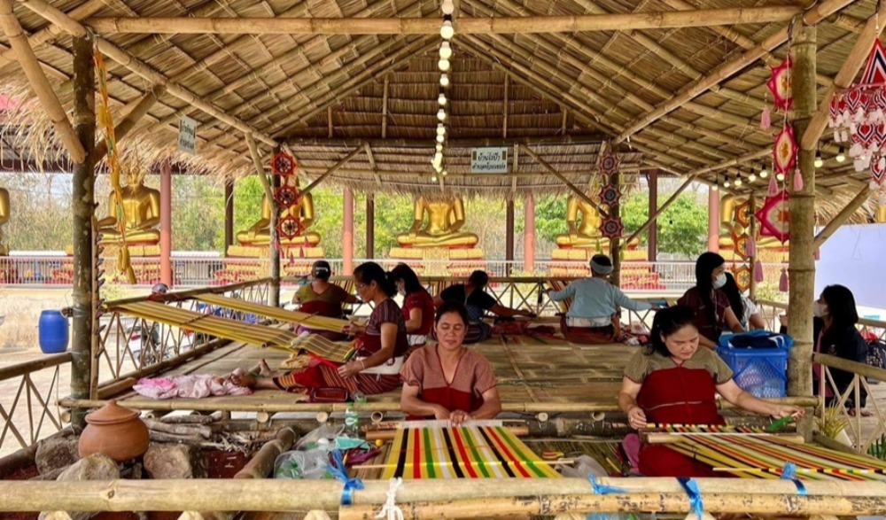 งานปิดทองรอยพระพุทธบาทและทำบุญถวายอดีตเจ้าเมืองหน้าด่าน ๗ หัวเมือง