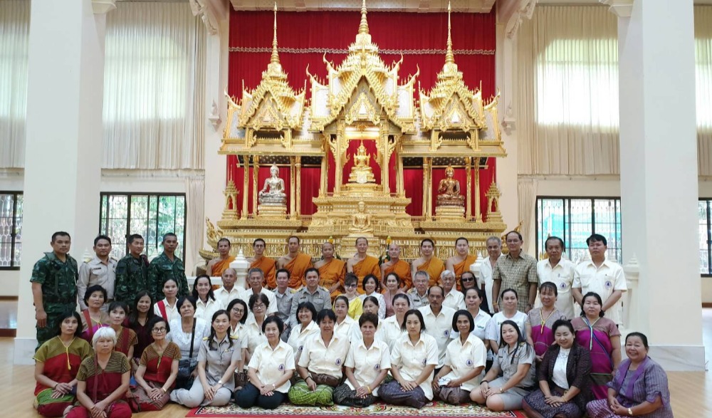 งานประเพสรงน้ำพระพุทธรูปทองคำวัดท่าขนุน