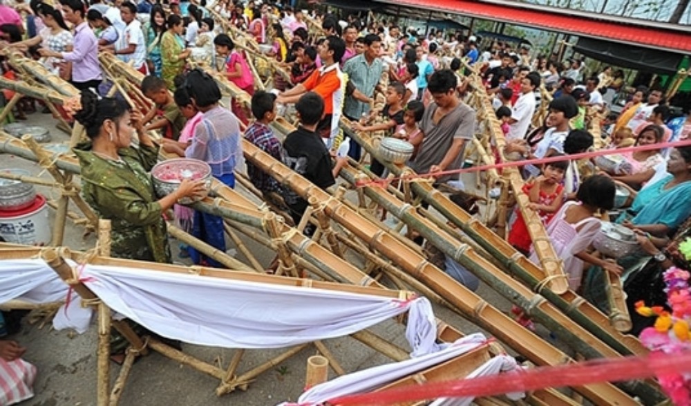 งานสงกรานต์สะพานมอญ