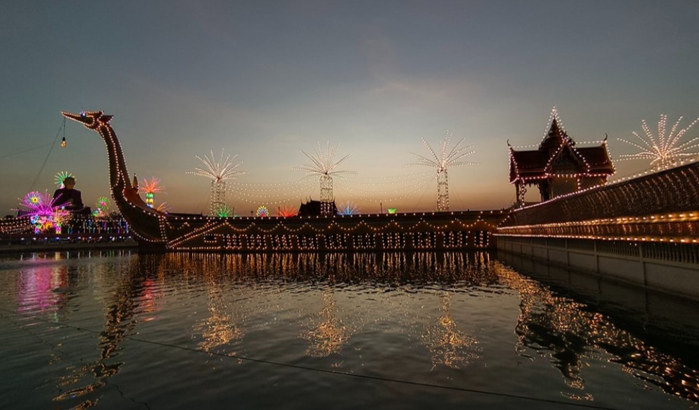 ประเพณีลอยกระทงและทอดกฐินสามัคคี วัดสระลงเรือ