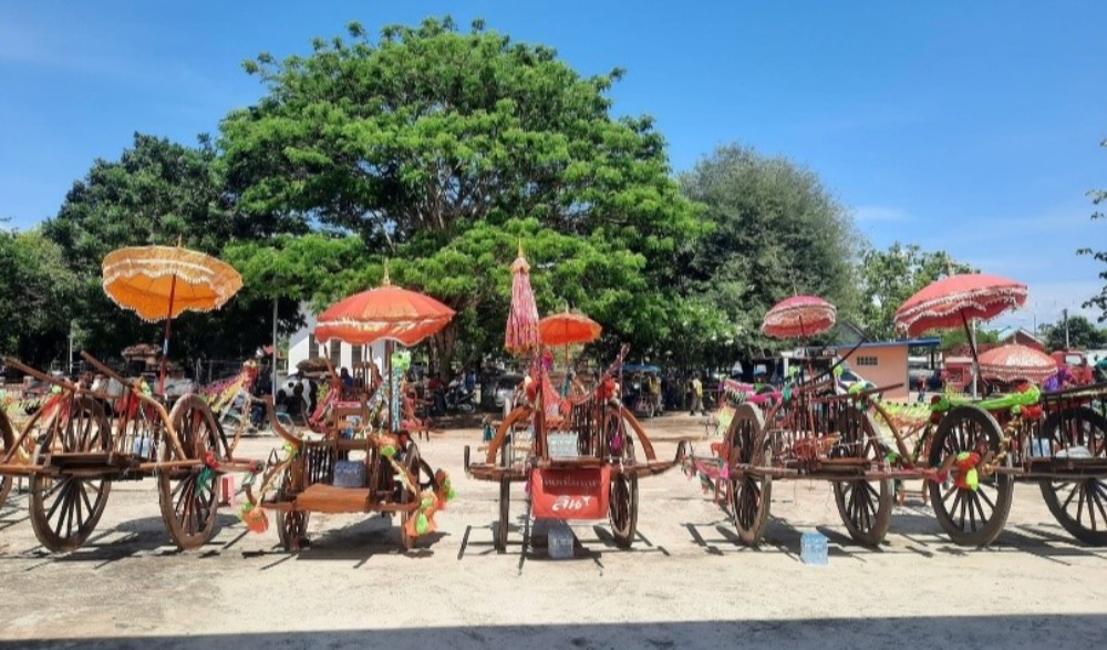 ทอดผ้าป่า “ม้า” สามัคคี สืบสานประเพณีสงกรานต์