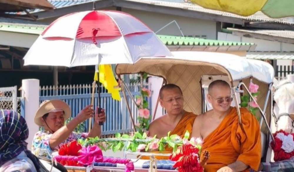 ทอดผ้าป่า “ม้า” สามัคคี สืบสานประเพณีสงกรานต์
