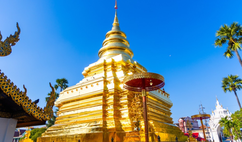 พิธีสมโภชยอดฉัตร และยกยอดฉัตรพระธาตุเจ้าศรีจอมทอง