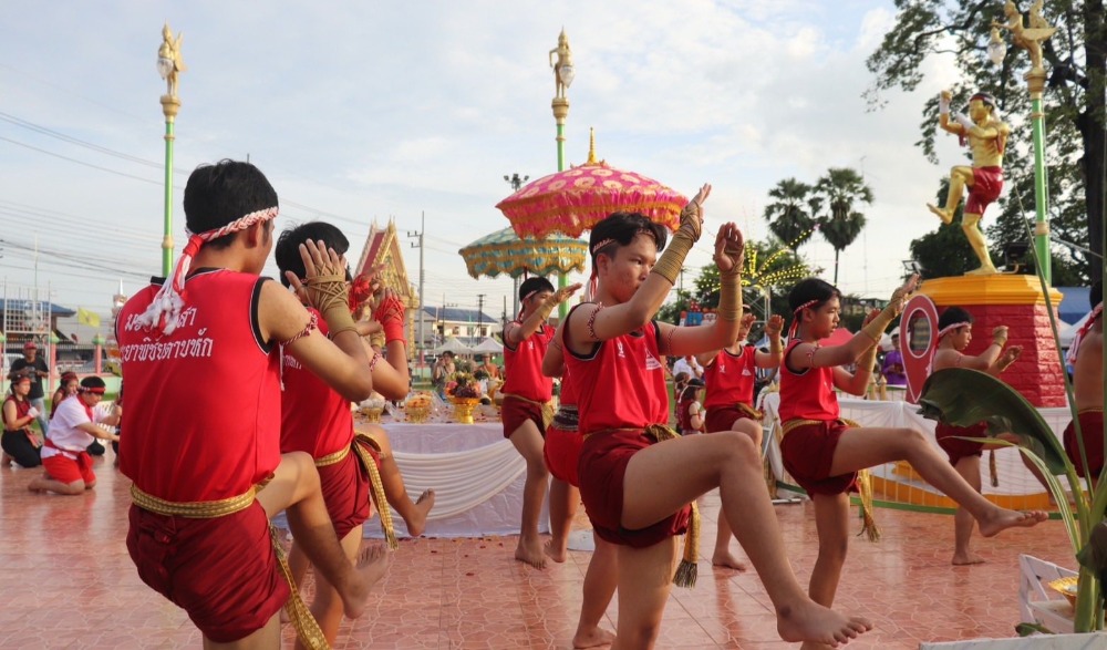 งานมหกรรมมวยไทยพระยาพิชัยดาบหักและมวยท่าเสา