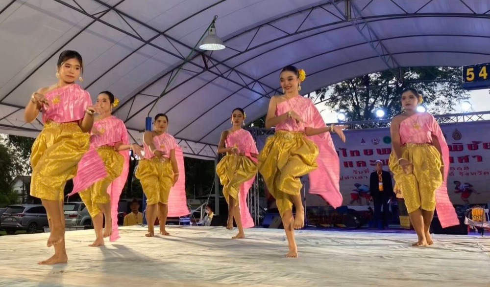 งานมหกรรมมวยไทยพระยาพิชัยดาบหักและมวยท่าเสา