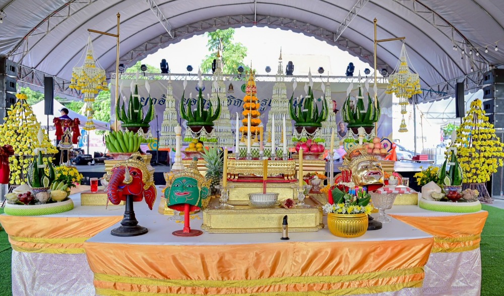 งาน "ยกอ้อ ยอครู ชูช่างเทียน เมืองอุบลฯ" ประจำปี พ.ศ. 2569